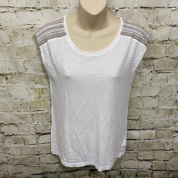 GAP Tops - Gap White Beige Woven Shoulder Tank Top